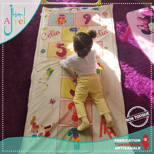 Tapis La Marelle Rainbow: Parfait pour des heures de...