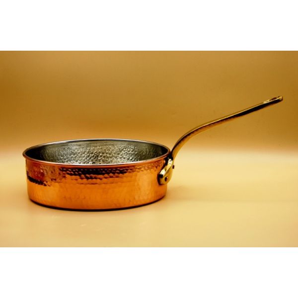 Sauteuse à queue en cuivre martelé